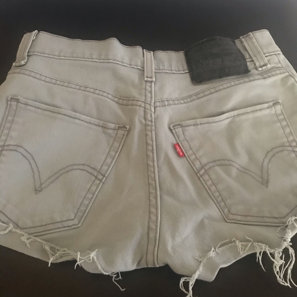 Levi’s cut off shorts